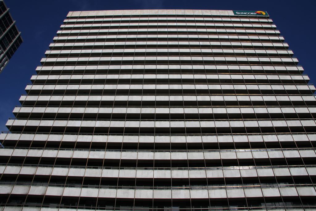 The former National Mutual building, in August 2008.  It was demolished in 2015.